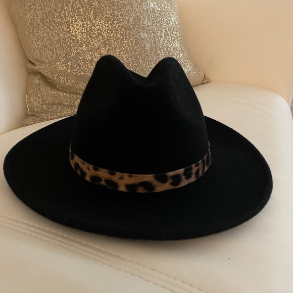 Forever 21 Hat - Picture 1 of 3